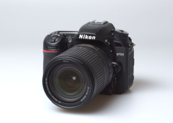 Nikon D7500 Review: A “Baby D500” That Still Feels Like a Photographer’s Camera