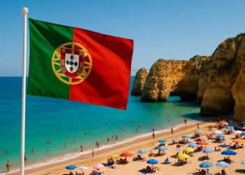 Portugal President Hands National Flag to Cristiano Ronaldo, Expresses World Cup 2026 Hopes