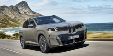 BMW Goes All-In Electric: The New iX5 60 xDrive and the Future of Smart Car Tech